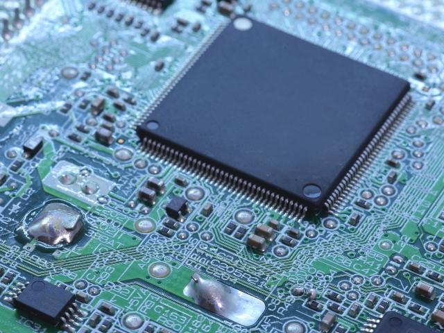 大手メーカーでの半導体開発、設計業務